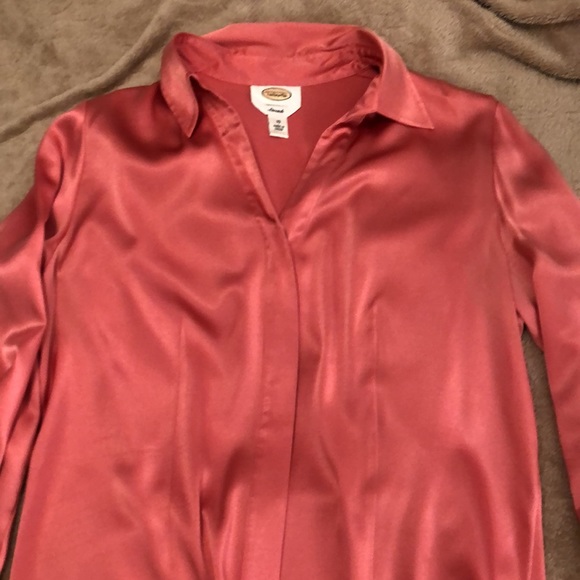 Coral blouse - Picture 2 of 2